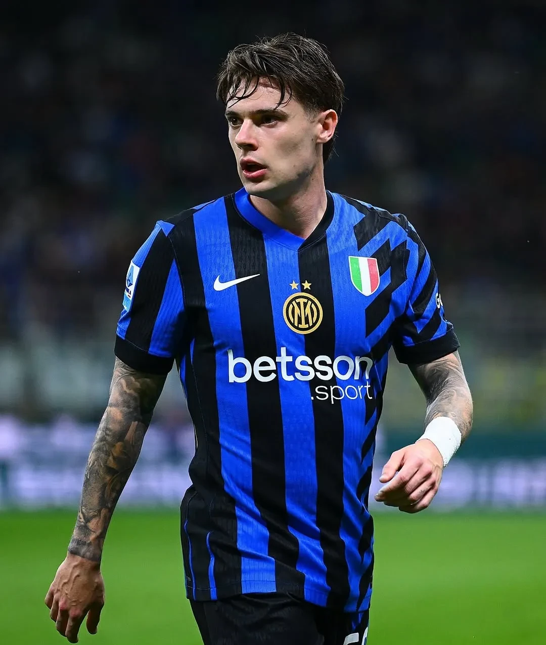 关于里程碑夜！国际米兰状态回暖；法甲冲刺阶段刷纪录；信心回归；身体对抗强度拉满的信息