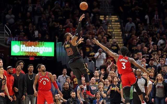 拜仁慕尼黑清晨绝杀压哨，志在NBA季后赛名次提升，话题不断，细节决定成败的简单介绍